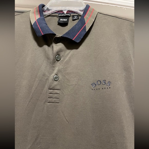 NWOT’s Hugo Boss Slim Fit Moisture Management Polo Shirt Men’s Size Large - Picture 4 of 5